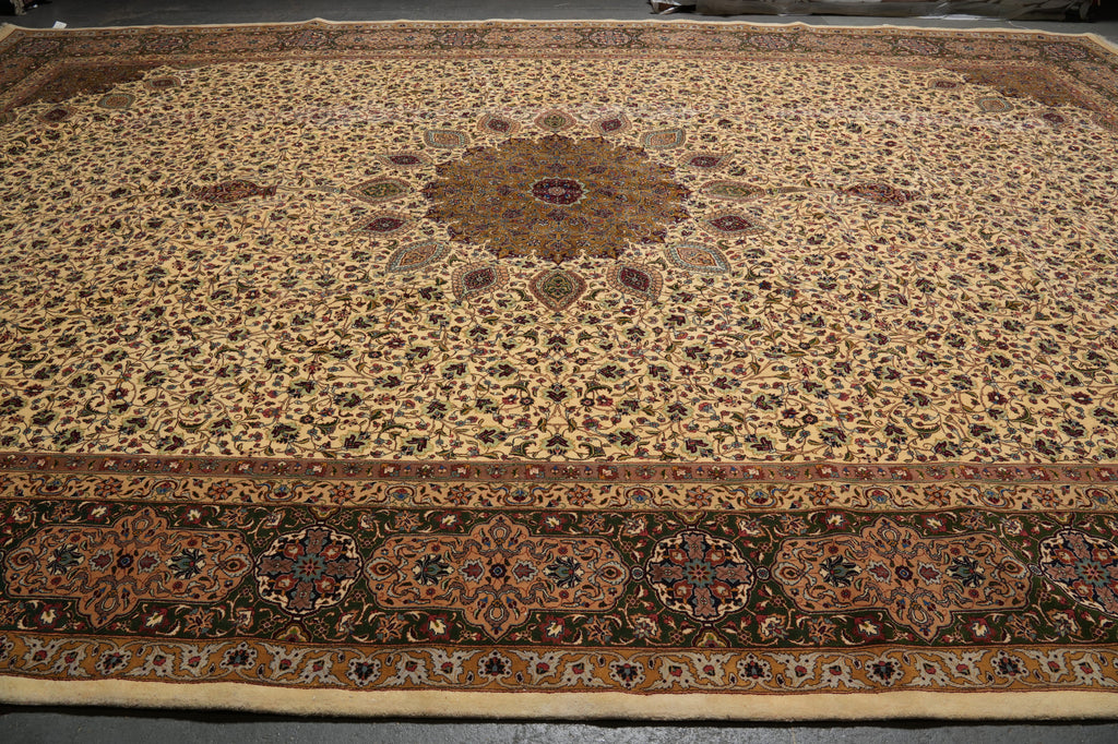 13.6 x 20.7 Authentic Fine Quality Persian Tabriz Rug Iran 400 KPIS Sheik Safi #PIX-17150