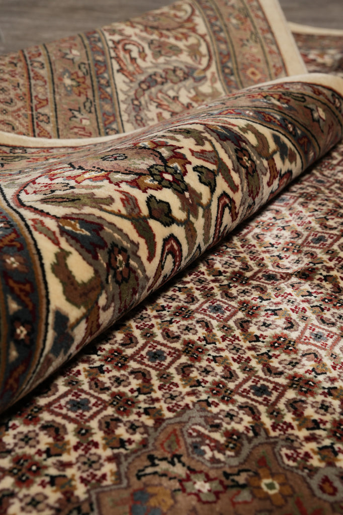 8.2 x 10.2 earthy Warm Colors High Quality Handmade Wool and Silk Mahi Tabriz Rug #F-4469