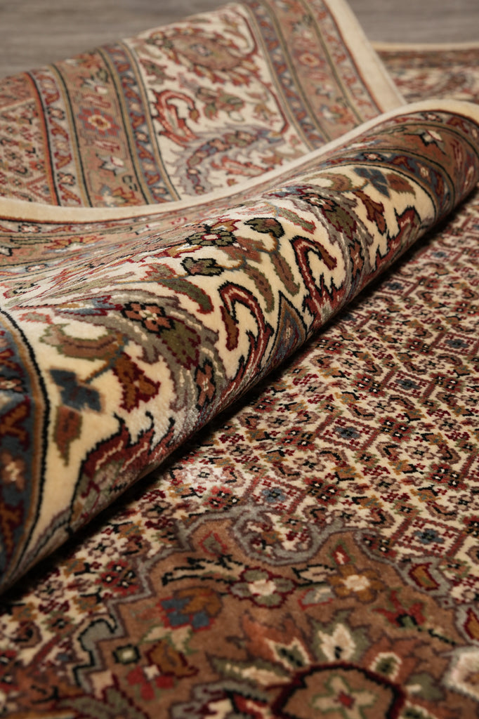 8.3 x 11 Quality Handmade Mahi Tabriz Handmade Rug Wool and Silk #F-4470