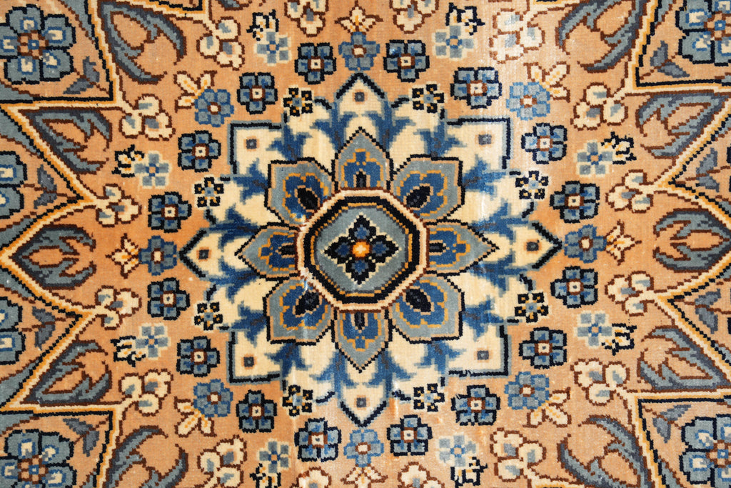 6 x 9 Amazing Silk Rug #PIX-58686