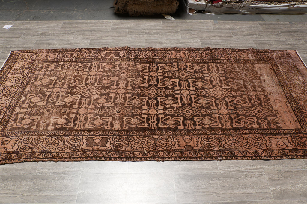 4.4 x 9.11 Old Gallery Size Runner Persian Rug