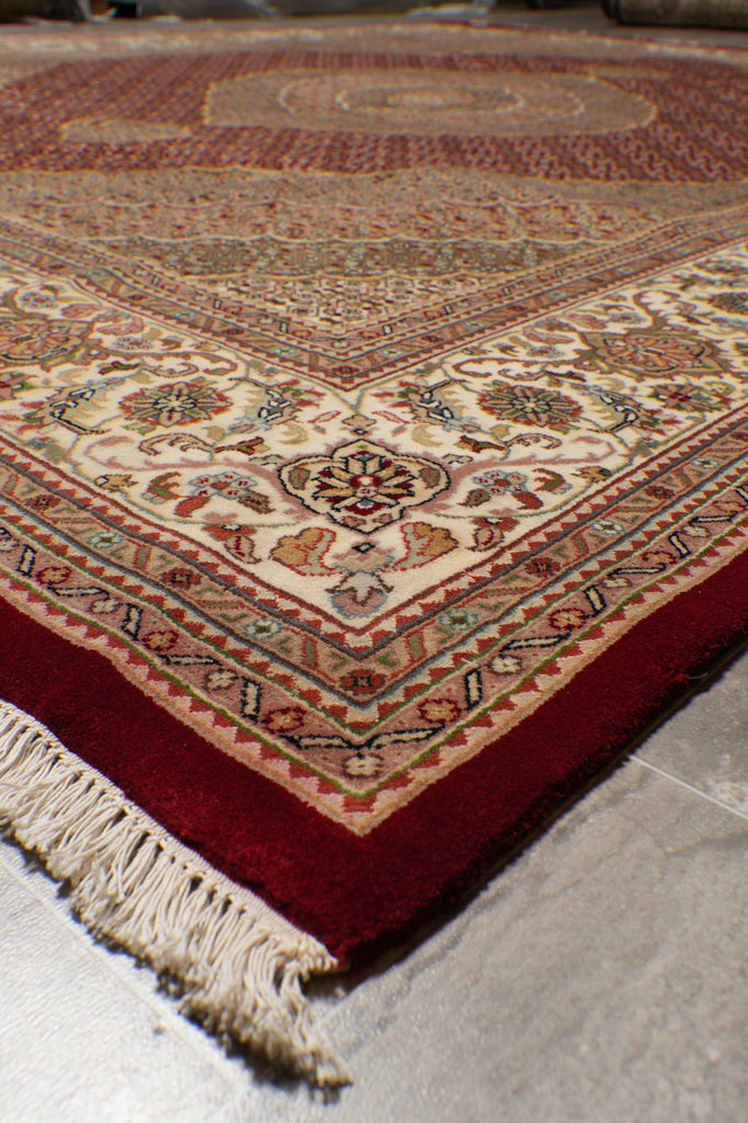 8 x 9.10 High Quality Wool And Silk Dense Weave Tabriz Mahi Rug Ruby Red #F-4474