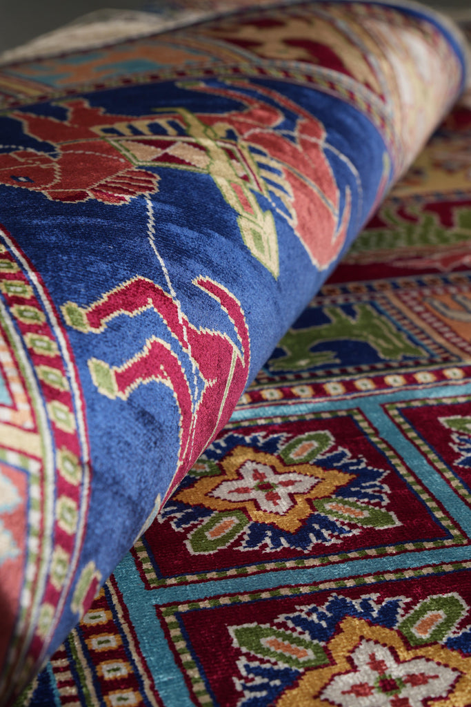 6 x 6 SQUARE SILK RUG HORSES #PIX-59118