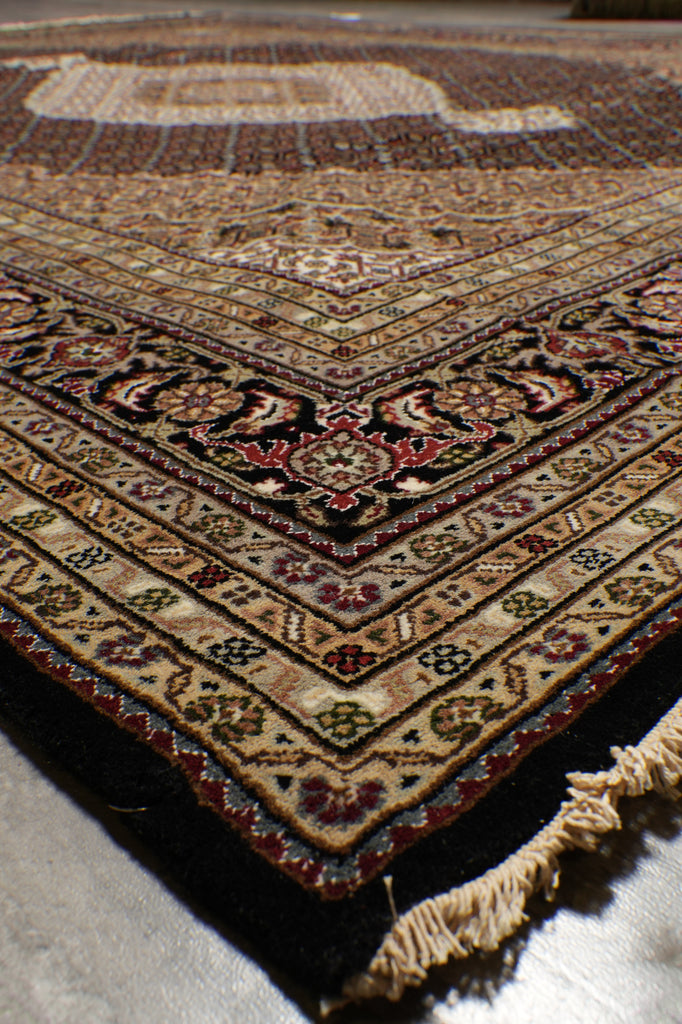 8.1 x 10.1 Black High Quality Wool And Silk Hand-Knotted Area Rug #F-4477