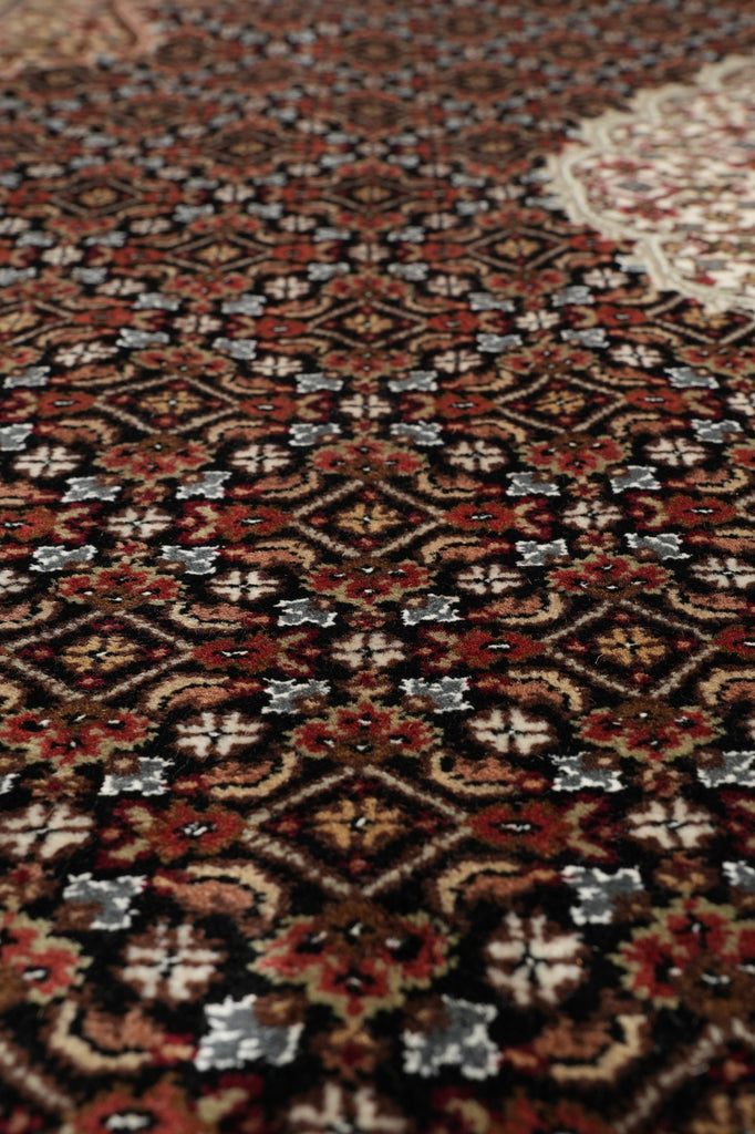 8.1 x 10.1 Black High Quality Wool And Silk Hand-Knotted Area Rug #F-4477