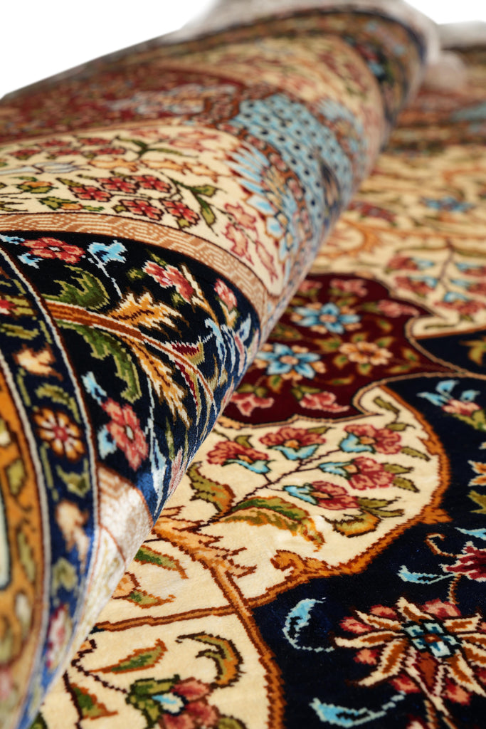 8 x 10 Fancy Detailed Silk Rug   #PIX-59228