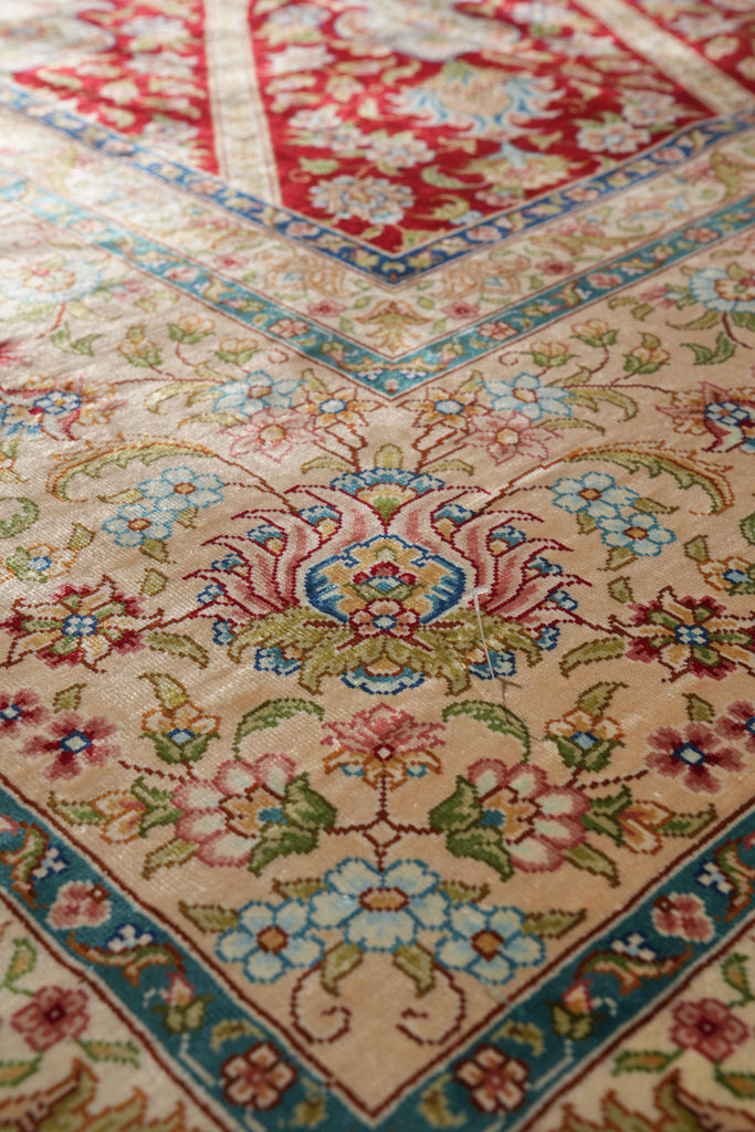 8 x 10 Fasinating Dom Design colors Silk Handmade Rug #PIX-59385