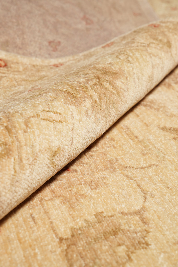 8 x 10.4 Beige Gold Natural Wool Quality Chobi Peshawar Area Rug #F-4482