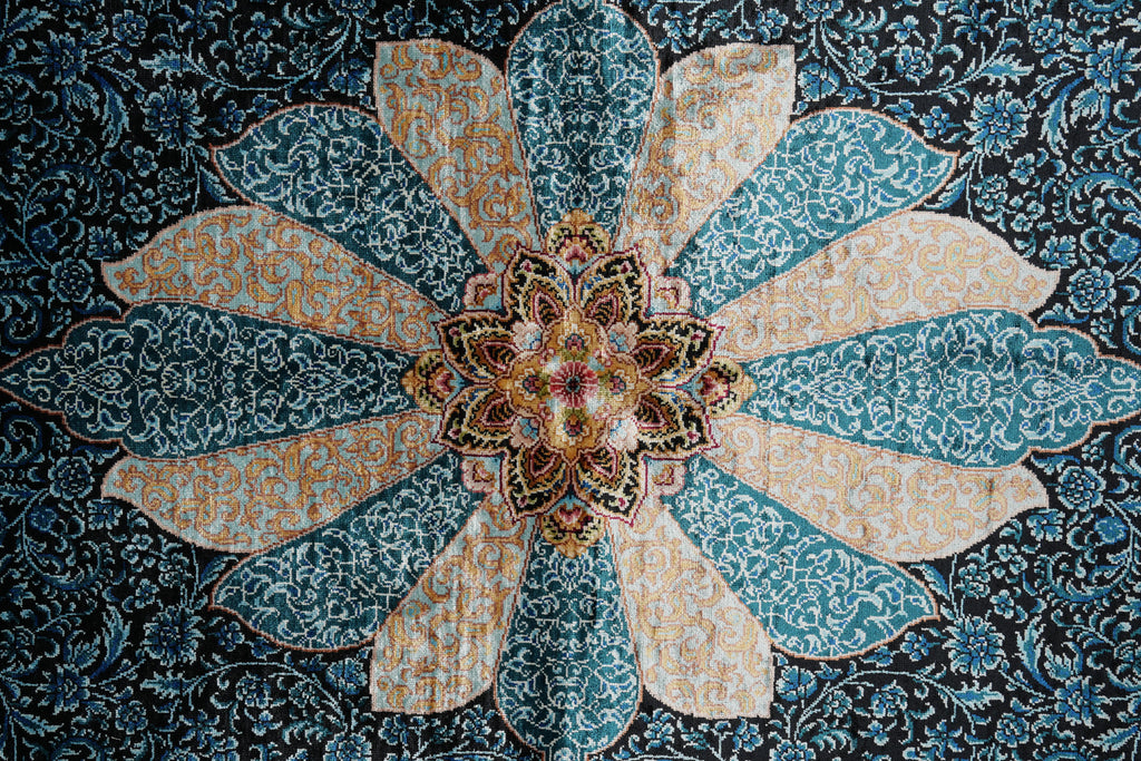 5 x 8 Silk Handmade Rug Hareke Pattern #PIX-58752