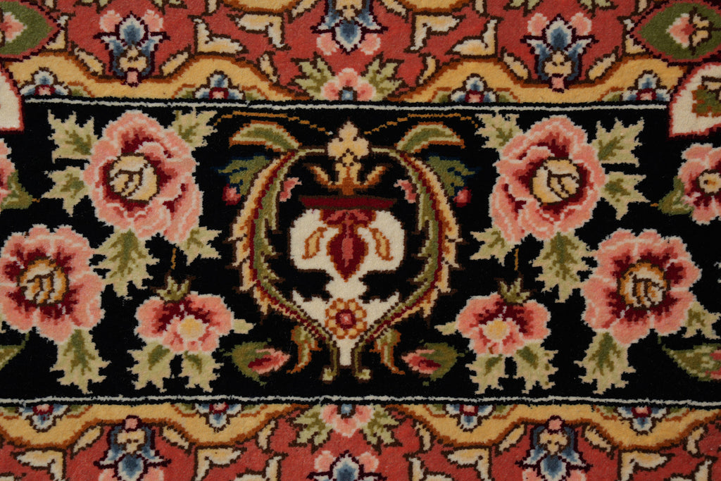 4.6 x 6.6 Silk Rug Black #PIX-56972