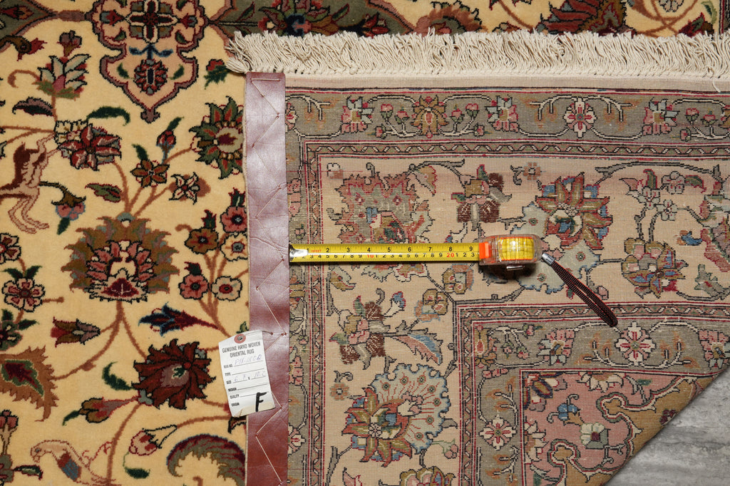 6.7 x 10 Fine Quality Persian Tabriz Rug 400 Kpsi - view 15