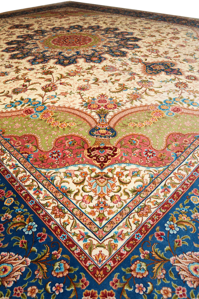 8 x 10 Lovely Silk Handmade Rug #PIX-58802