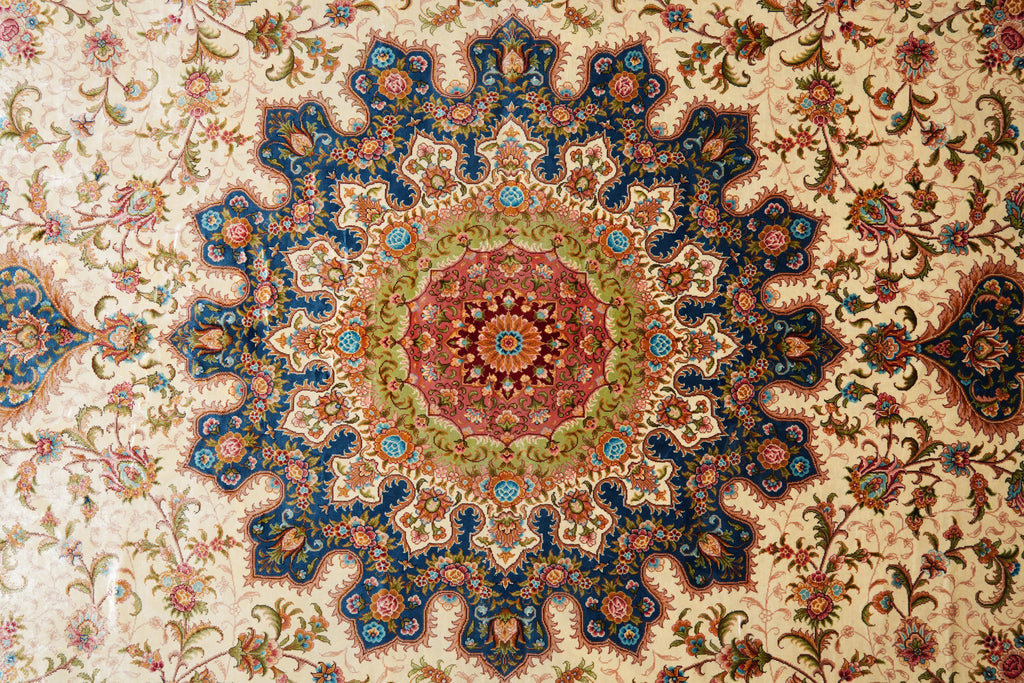 8 x 10 Lovely Silk Handmade Rug #PIX-58802