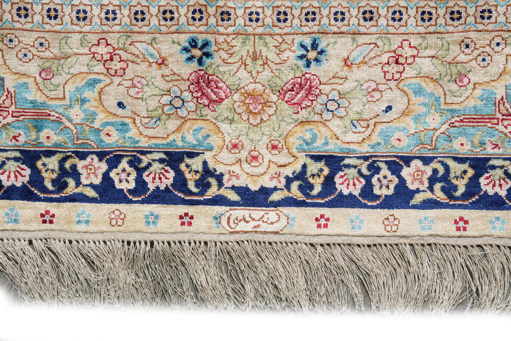 4 x 6  Dom Of Esfahan Silk Rug #PIX-56756