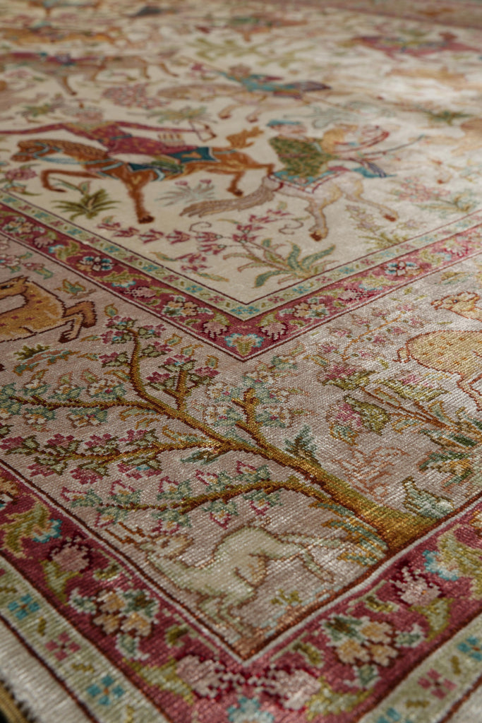 4 x 6 Hunting Silk Rug #PIX-55539