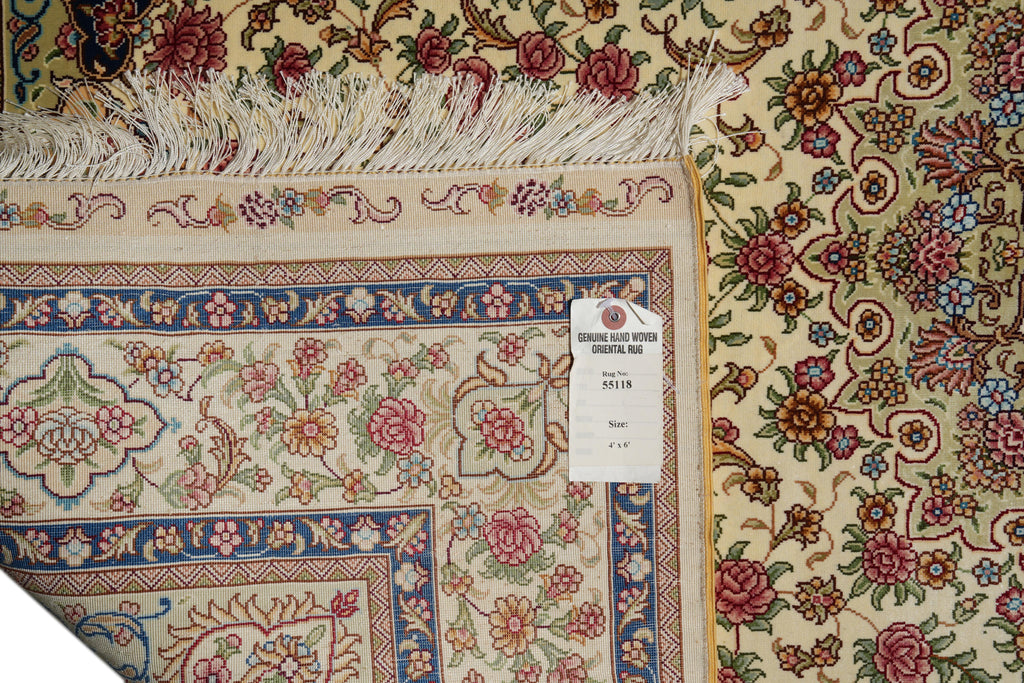 4 x 6 Gorgeous Silk Rug #PIX-55118