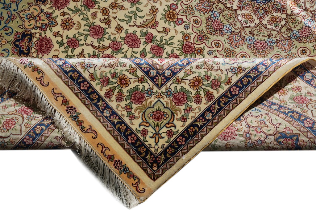4 x 6 Gorgeous Silk Rug #PIX-55118