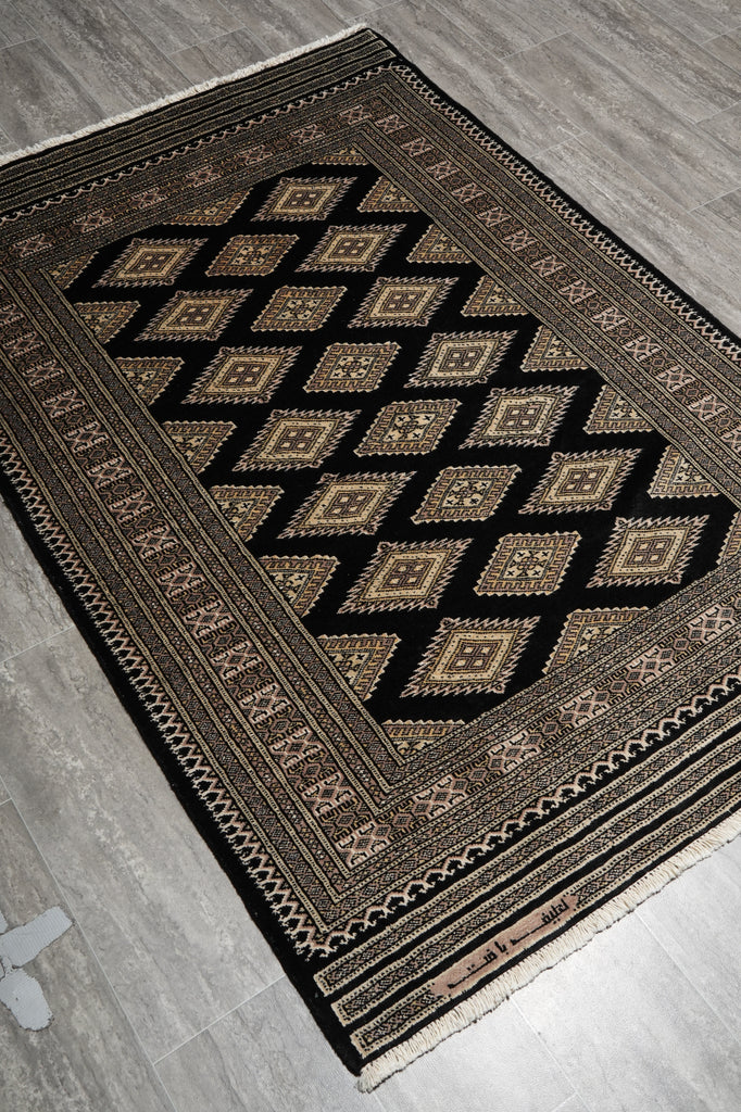 4 X 6 Black Wool and Silk Touch Jaldar Bokhara Rug Geometric #B-75632