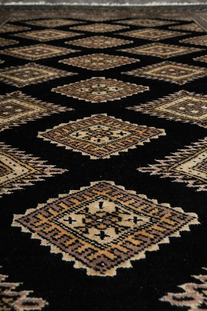4 x 6.3 Jaldar Bokhara Rug Black #B-75637