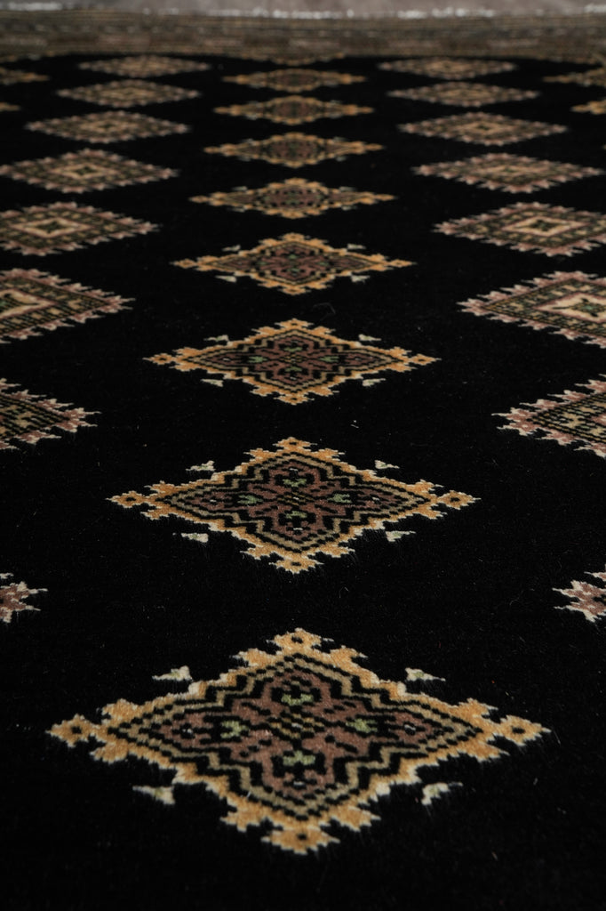 4 x 6 Black Hand-Knotted Imported Bokhara Jaldar Rug Wool Silk Touch #B-75621
