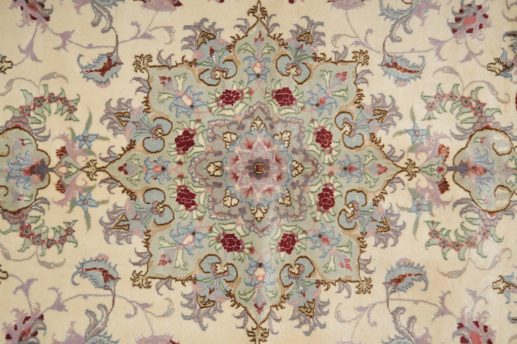 6.8 x 10 Super Fine Authentic Persian Handmade Wool&Silk Rug Iran #PIX-16733