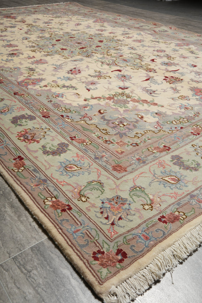 6.8 x 10 Super Fine Authentic Persian Handmade Wool&Silk Rug Iran #PIX-16733