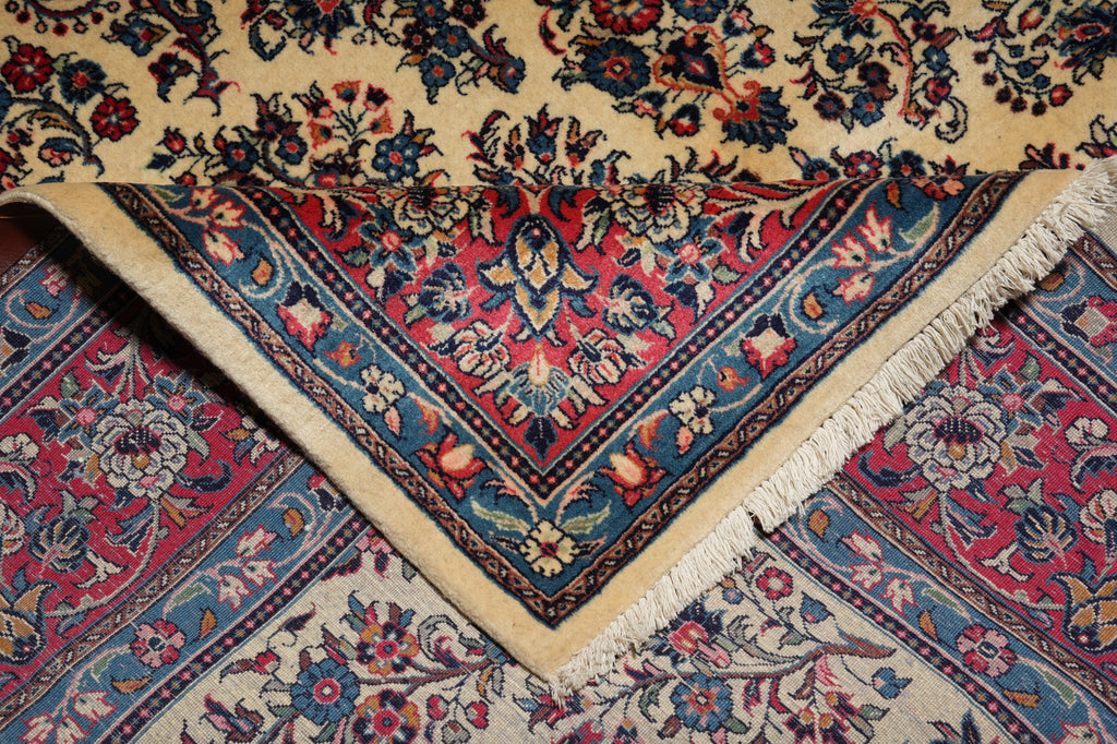 7 x 9.8 Ivory Fine Wool Persian Sarouk Rug - view 12