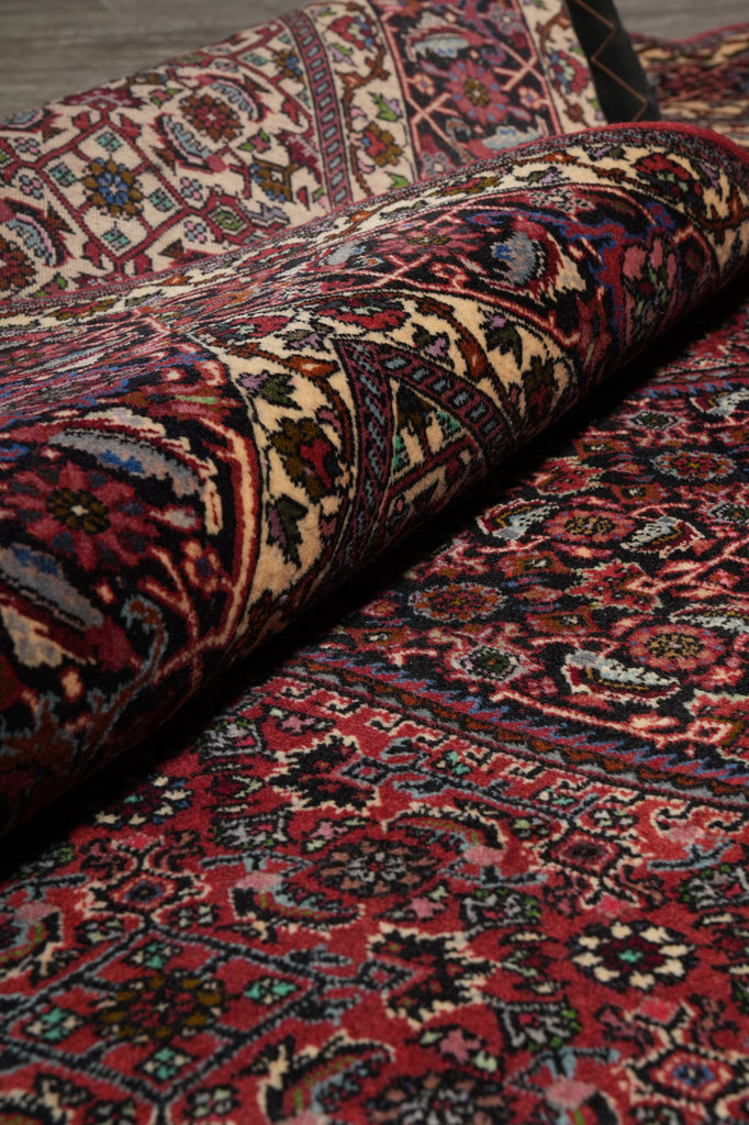 6.6 x 8.8 Quality Persian Bijar Rug - view 13