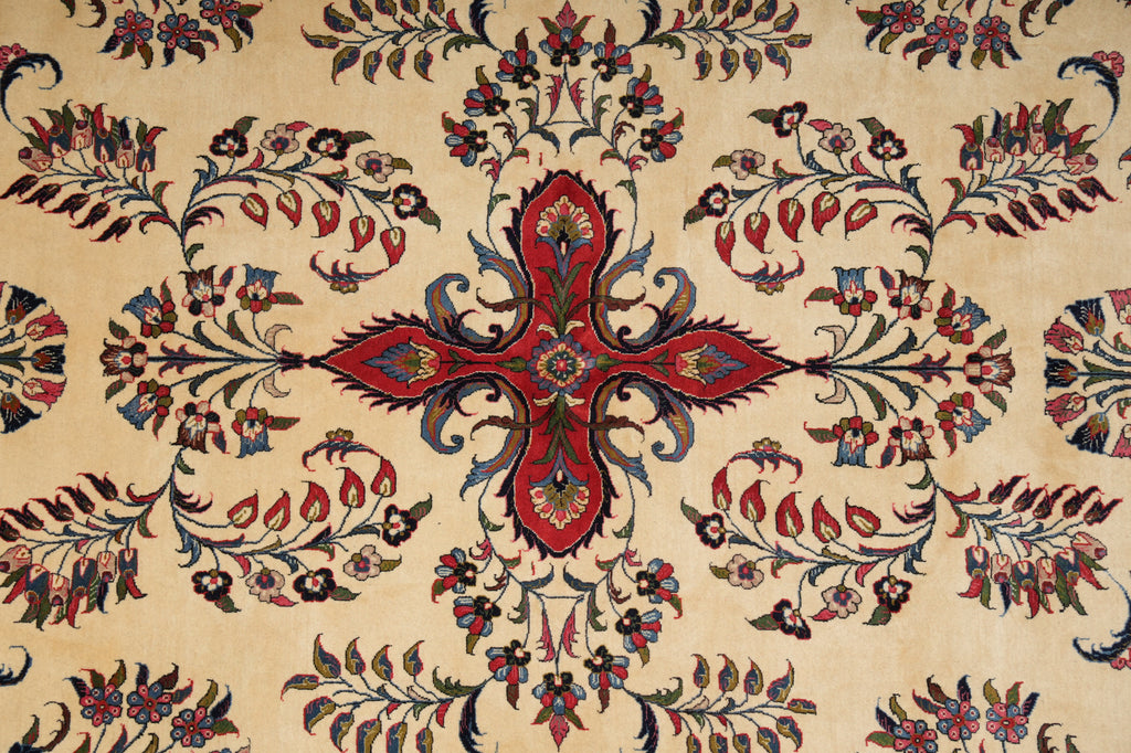 7 x 10.4 Quality Persian Tribal Sarouk Rug - view 6