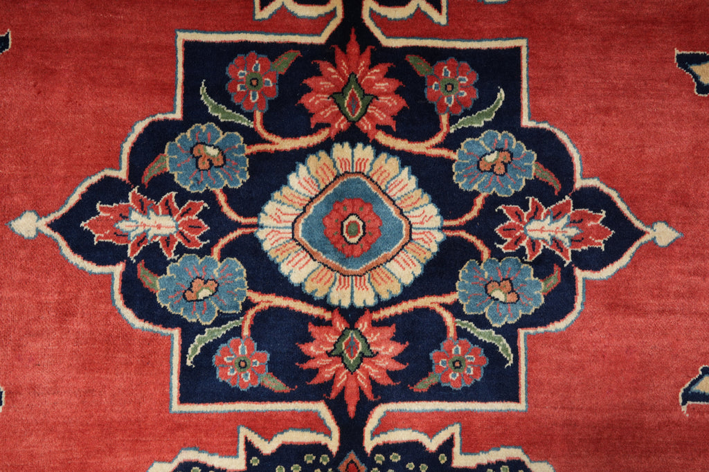 7 x 10.5 Coral Red Fine Wool Persian Sarouk Rug - view 8