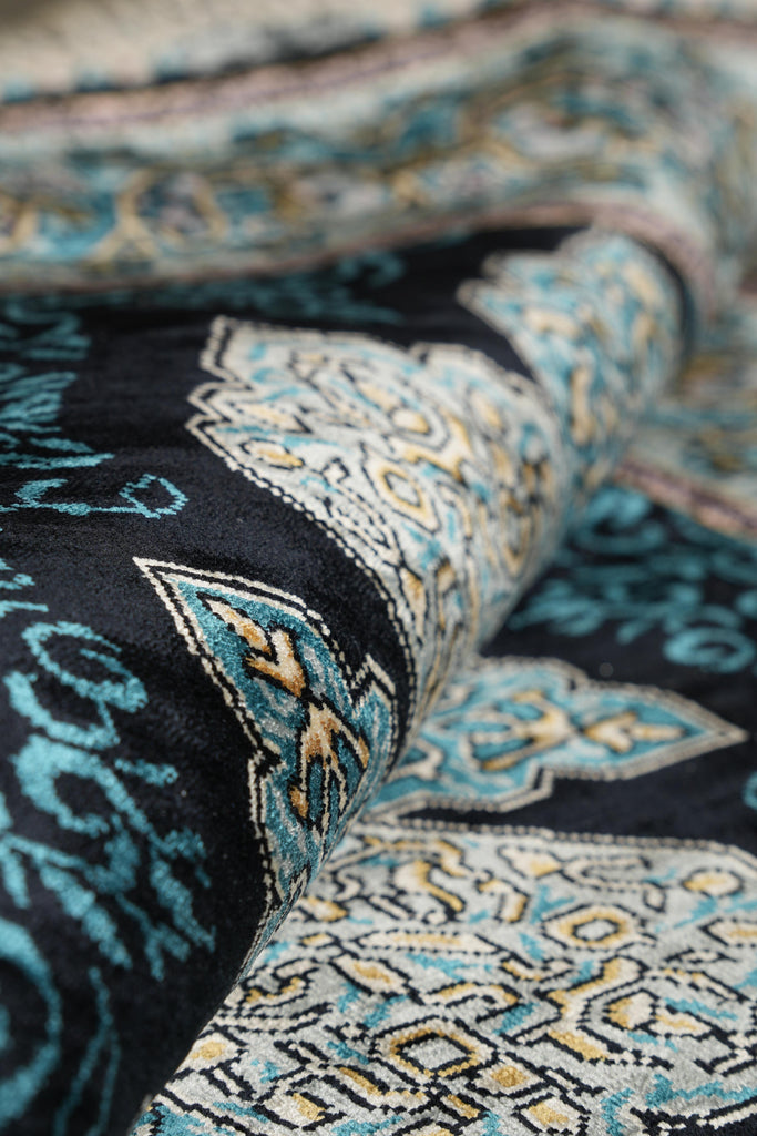 2.8 x 9.8 Silk Runner #PIX-59569