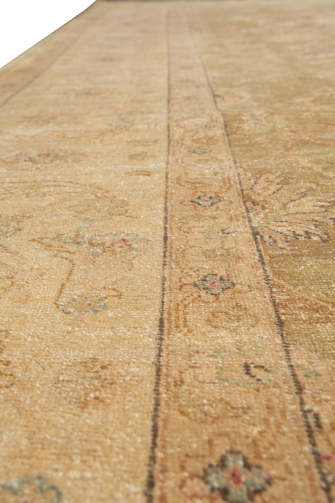 9 x 11.7 Warm Neutral Chobi Peshawar Zigler Rug Natural Wool #F-4170