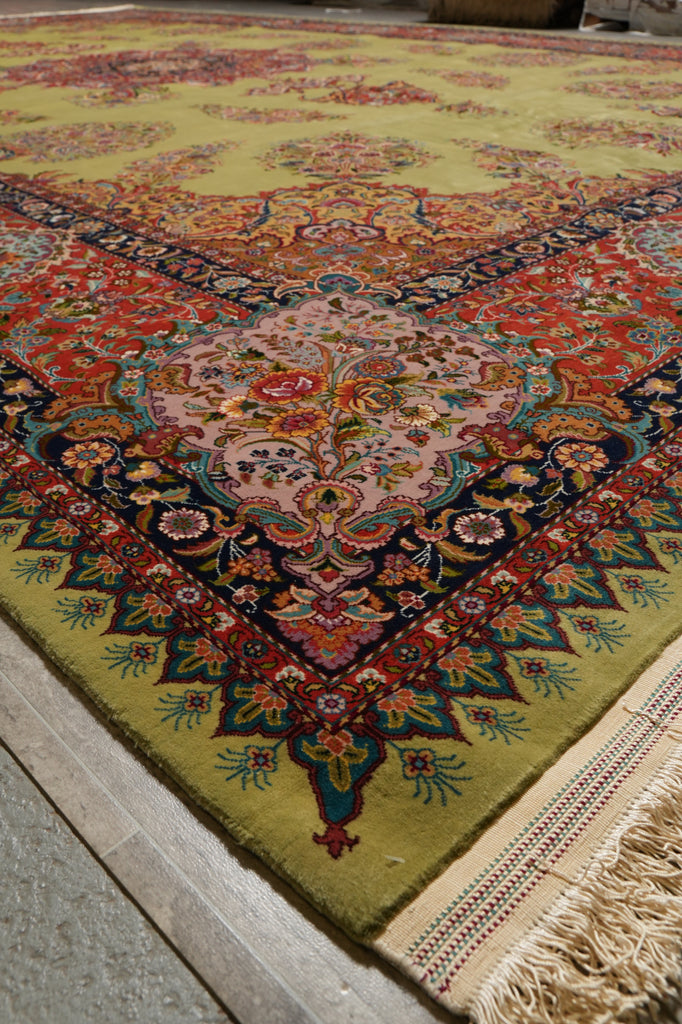 11.2 x 17.6 Fine Persian Tabriz Rug  Wool and Silk on Silk 500 KPSI Green #F-4492