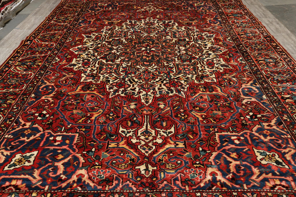 10.4 x 16 OLD Persian Bakhtiar Rug Tribal #PIX-15084