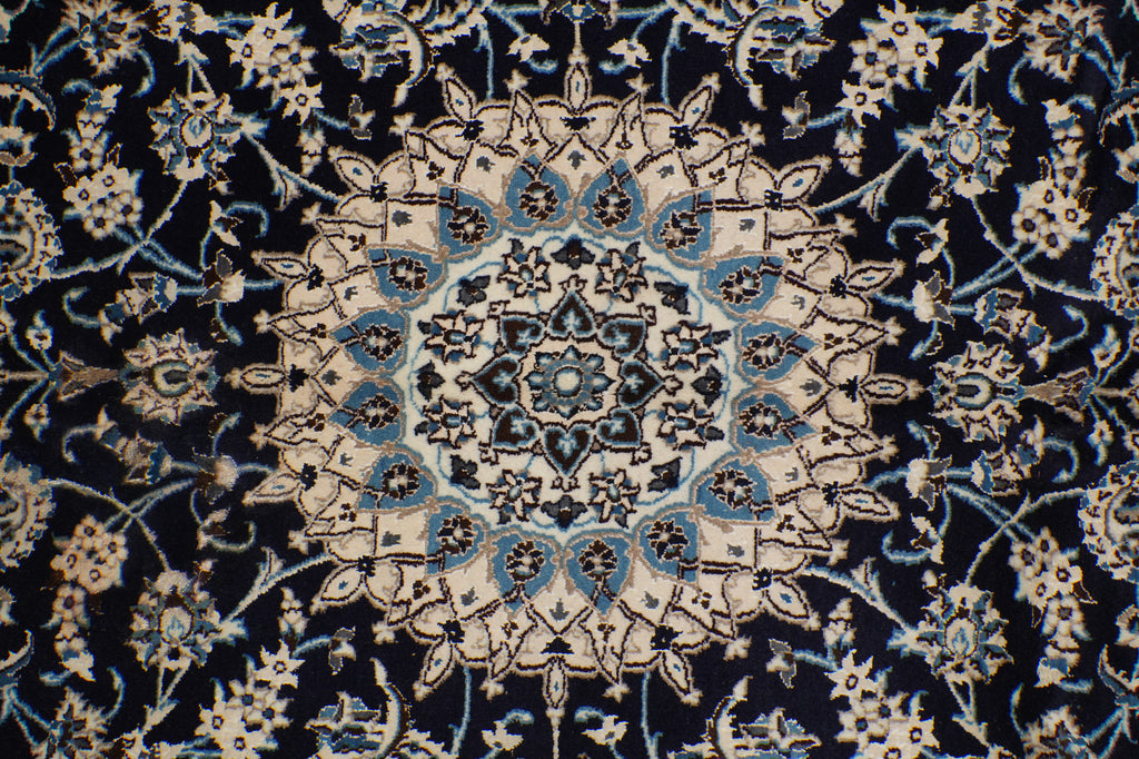 6.6 x 9.9 Persian Wool & Silk Nain Rug - IRAN #PIX-16892