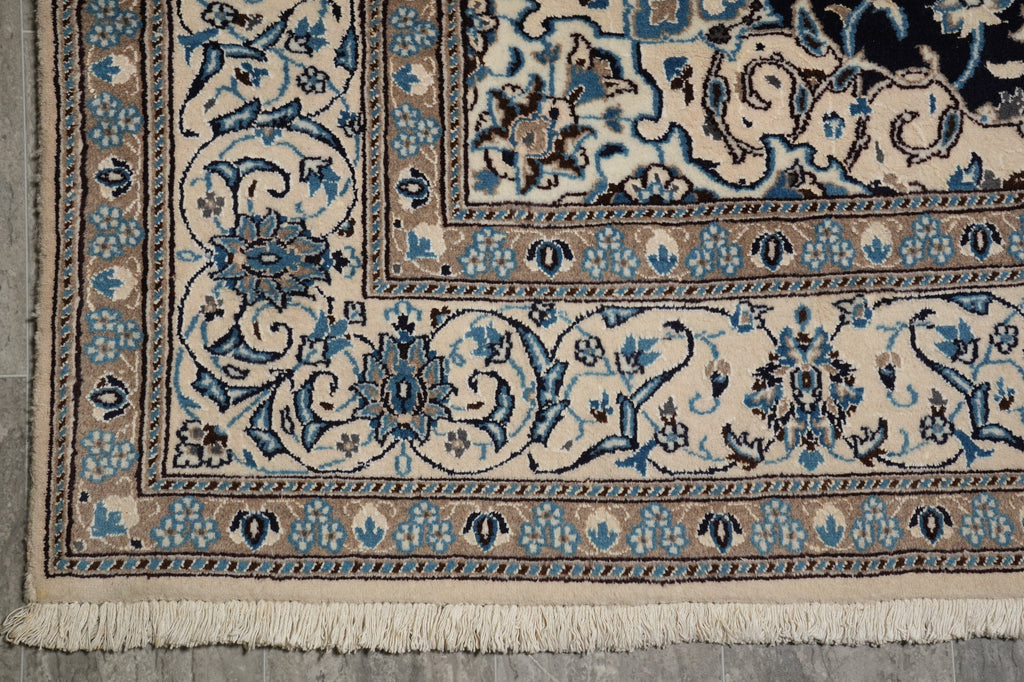 6.6 x 9.9 Persian Wool & Silk Nain Rug - IRAN #PIX-16892