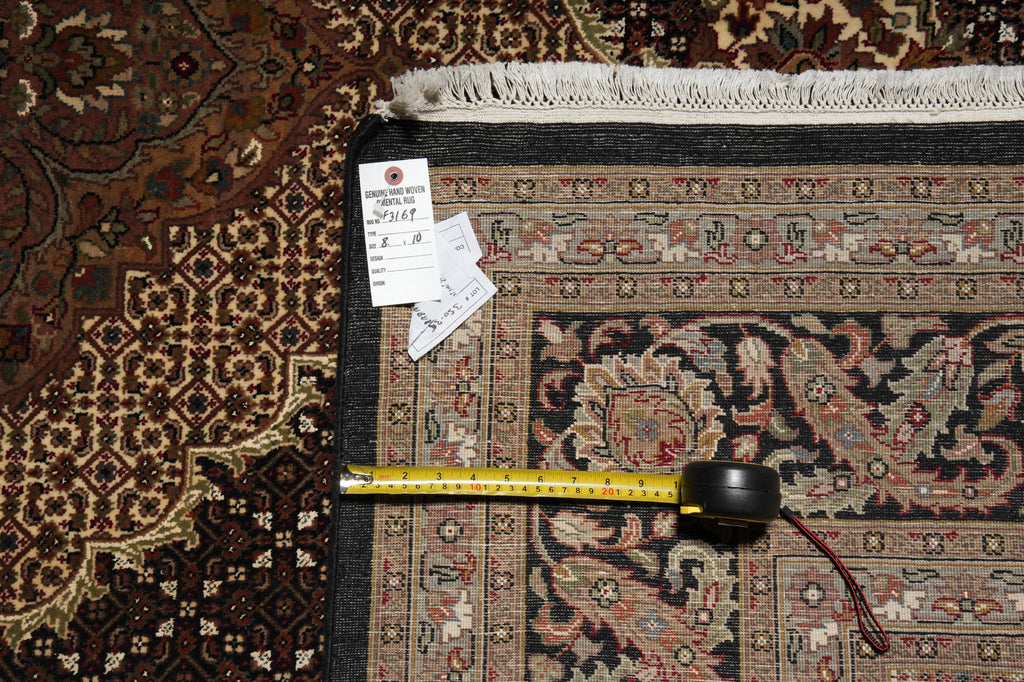 Patterned rug with a measuring tape and size tag