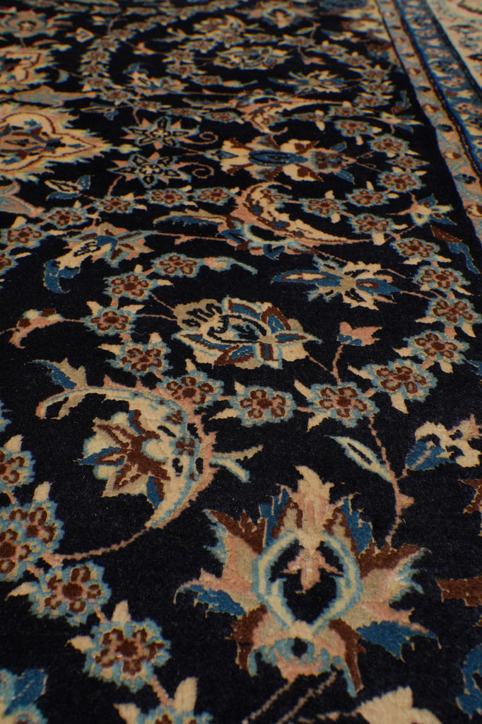6.9 x 10 Ivory Persian Wool & Silk Nain Rug #PIX-16739