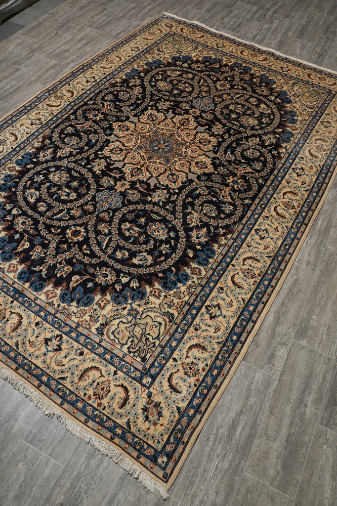 6.9 x 10 Ivory Persian Wool & Silk Nain Rug #PIX-16739