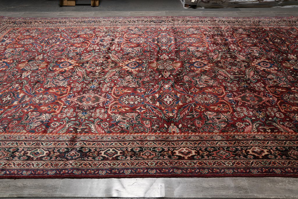 10.6 x 17.1 Antique Persian Mahal Estate Rug 1960's