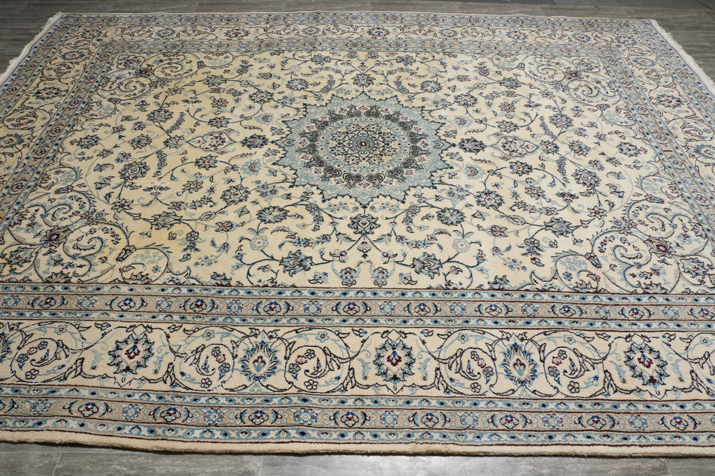 10 x 13.3 Classic Intricate Design Persian Kashan Wool Rug #5085
