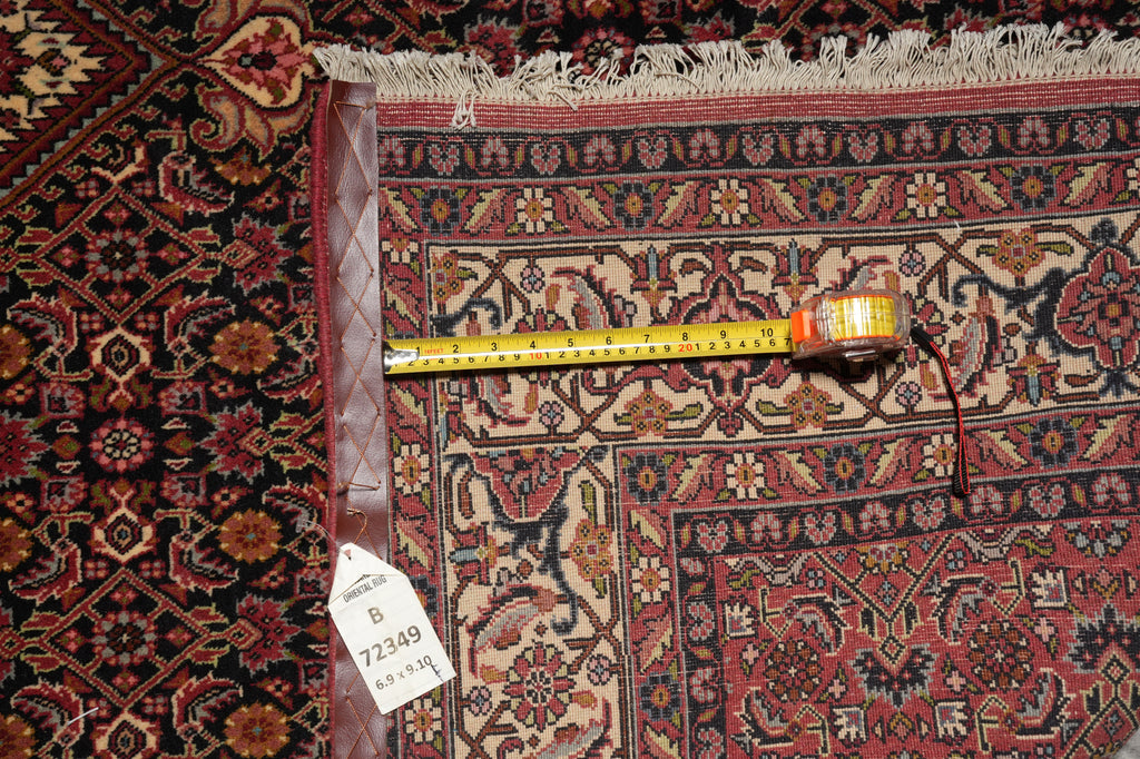 6.9 x 10 Fine Dense Weave Persian Bijar Rug 72349