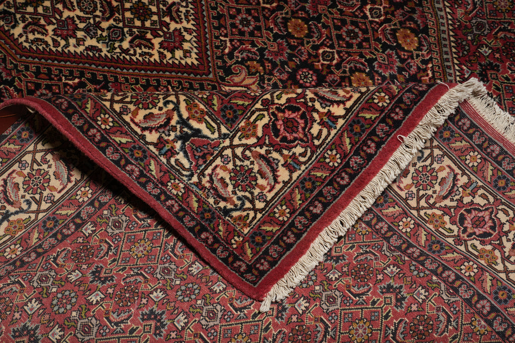 6.9 x 10 Fine Dense Weave Persian Bijar Rug 72349