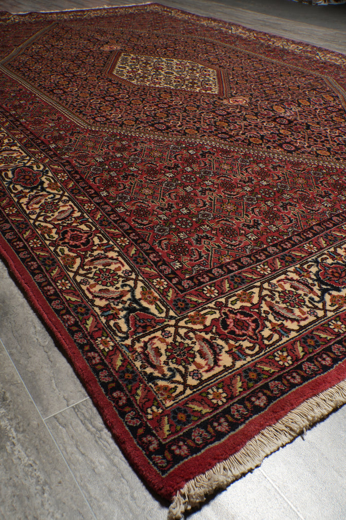 6.9 x 10 Fine Dense Weave Persian Bijar Rug 72349