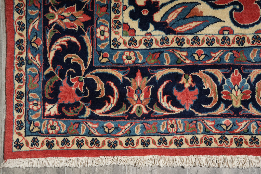 7 x 10.8 Persian Sarouk Rug Coral Red 72410