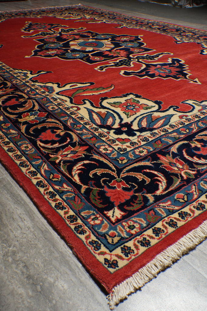 7 x 10.8 Persian Sarouk Rug Coral Red 72410