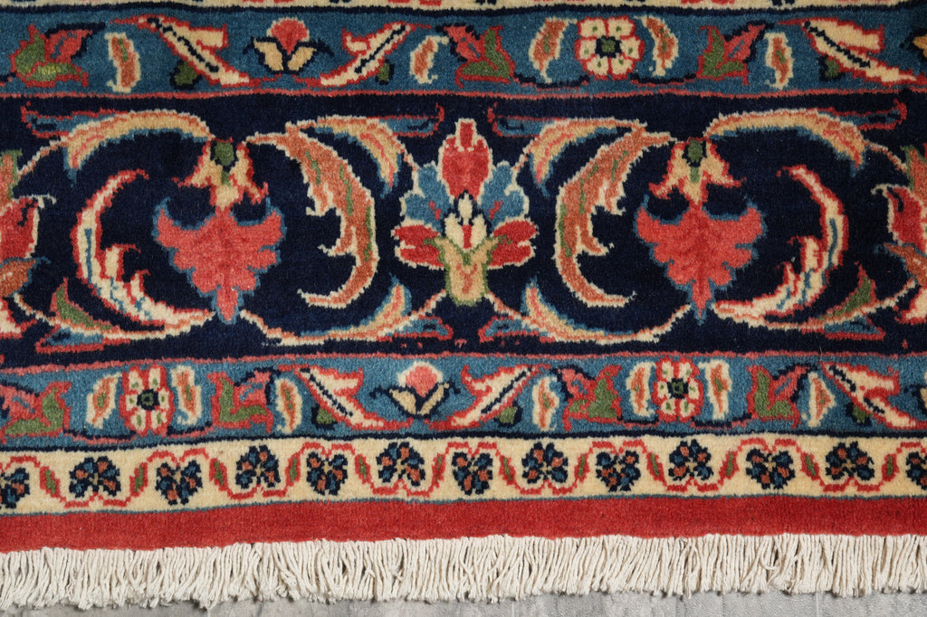 7 x 10.8 Persian Sarouk Rug Coral Red 72410