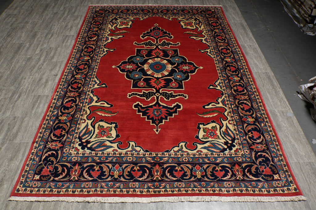 7 x 10.8 Persian Sarouk Rug Coral Red 72410