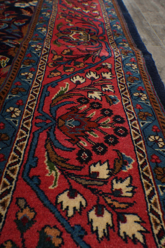 7 x 10.5 Dark Indigo Blue Persian Bijar Rug 72308