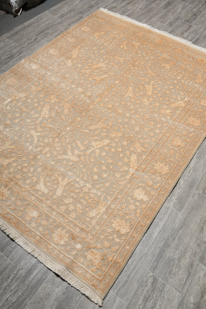 5.6 x 7.6 Fine Quality Woola And Silk Transitional Hand-Knotted Rug #PIX-16799